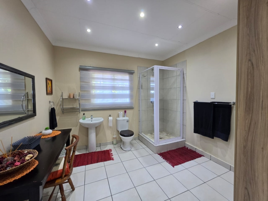8 Bedroom Property for Sale in Riebeeckstad Free State